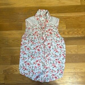 Unbranded floral tank top. Excellent condition